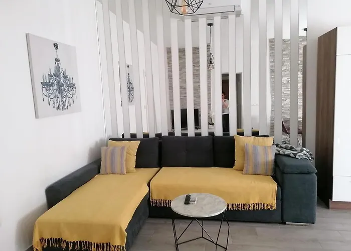 A\'marie Apartments